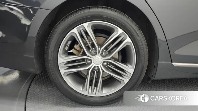 Hyundai Grandeur IG id 3880168 из Кореи 15