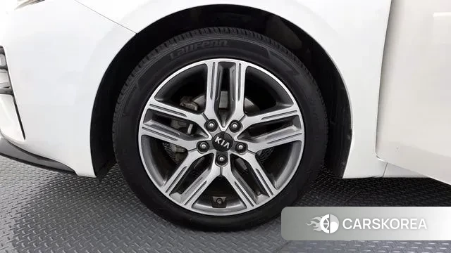 Kia Come New K3 id 3779141 из Кореи 15