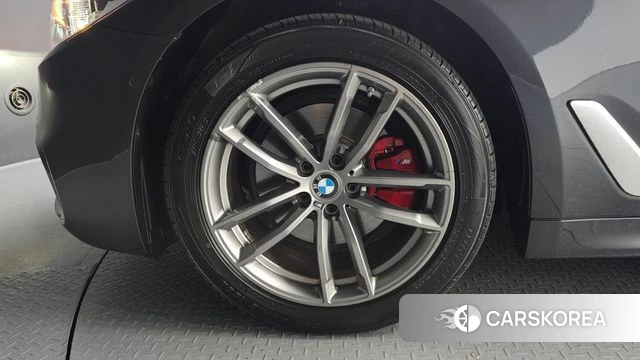 BMW 5 Series (G30) id 4384986 из Кореи 28