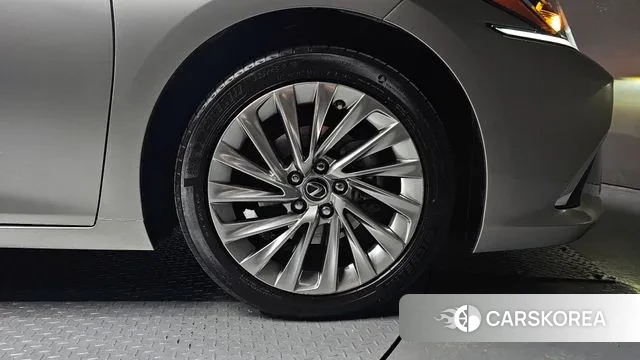 Lexus ES300h 7th generation id 3545550 из Кореи 15