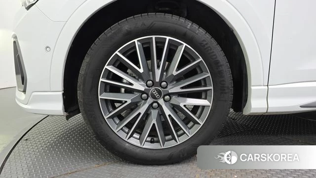 Audi Q3 (F3) id 4656605 из Кореи 26