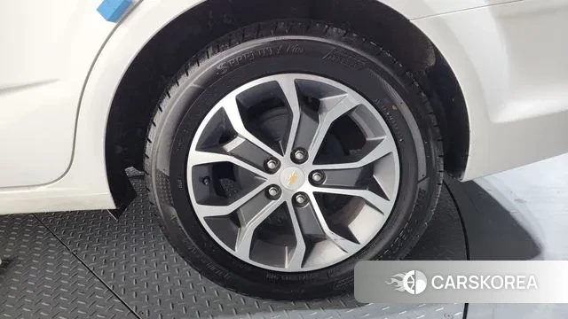 Chevrolet (GM Daewoo) The New Aveo Sedan id 3766894 из Кореи 15