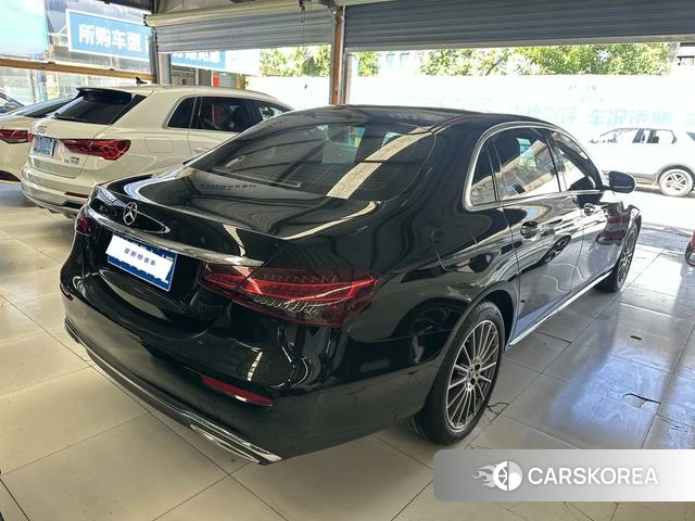 Mercedes-Benz E-class 2022 Черный из Китая, фото 6