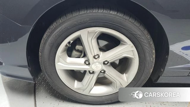 Hyundai Sonata New Rise id 4530881 из Кореи 27