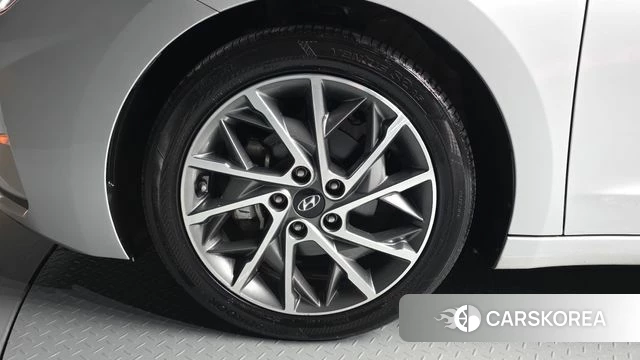 Hyundai The New Avante AD id 4477333 из Кореи 25