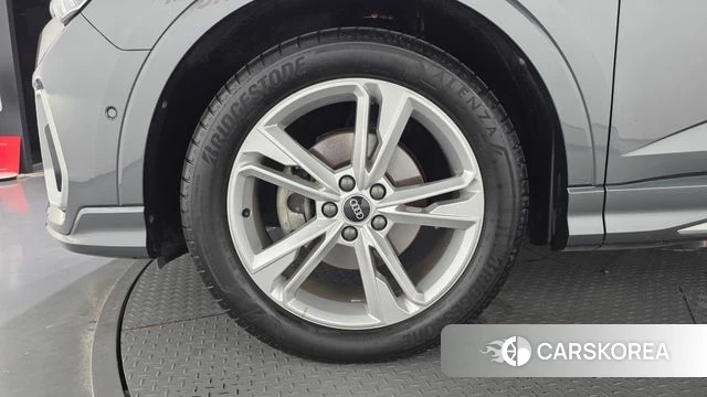 Audi Q3 (F3) id 4645999 из Кореи 15