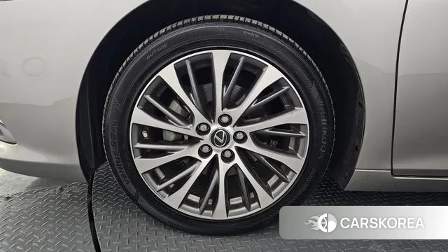 Lexus ES300h 7th generation id 3621675 из Кореи 15