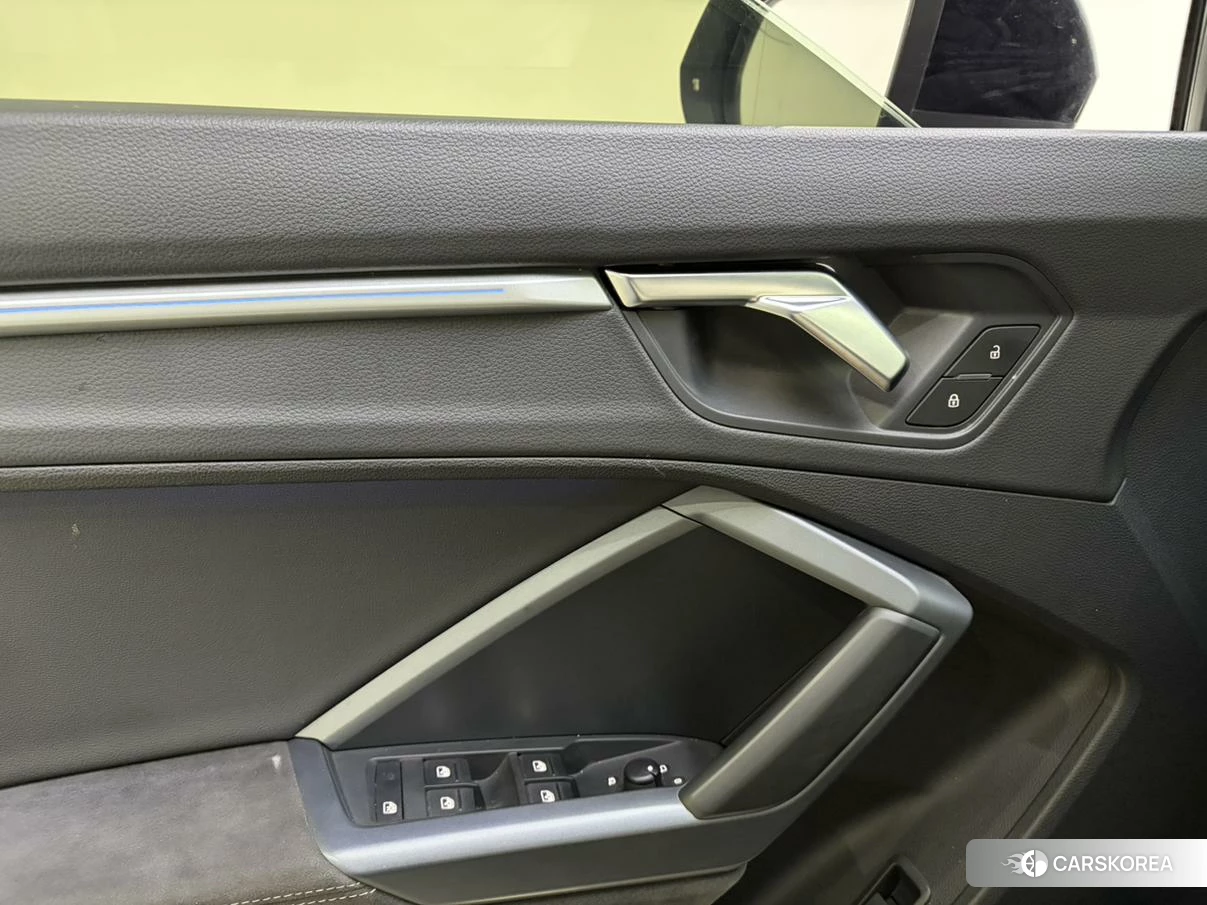 Audi Q3 Sportback id 4426832 из Китая 13