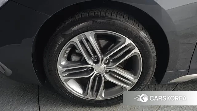 Hyundai Grandeur IG id 3651839 из Кореи 15