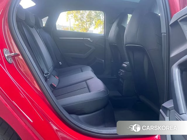 Audi A3 id 4329201 из Китая 11