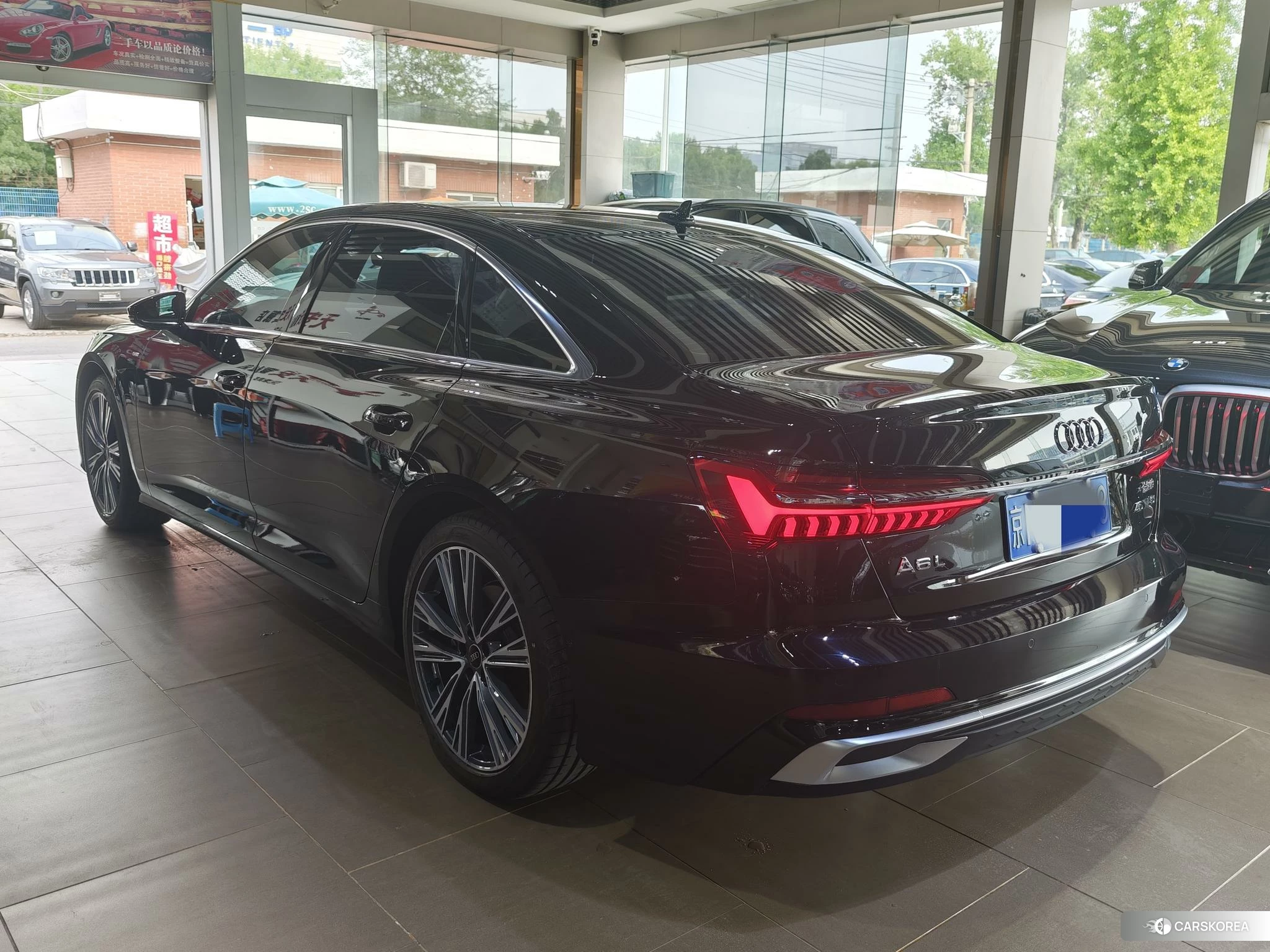 Audi A6L id 4515255 из Китая 8