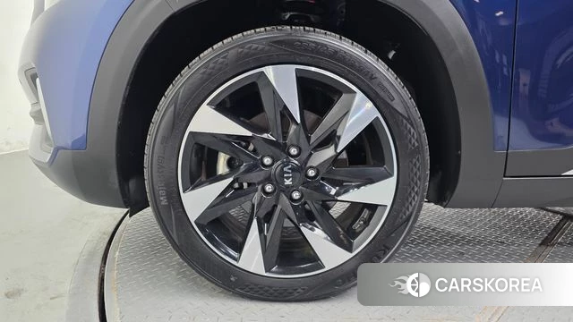 Kia Seltos id 4702818 из Кореи 29
