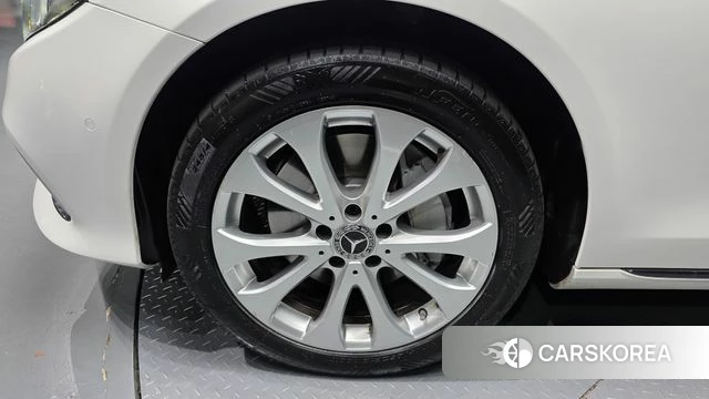 Mercedes-Benz E-Class W213 id 4619807 из Кореи 30