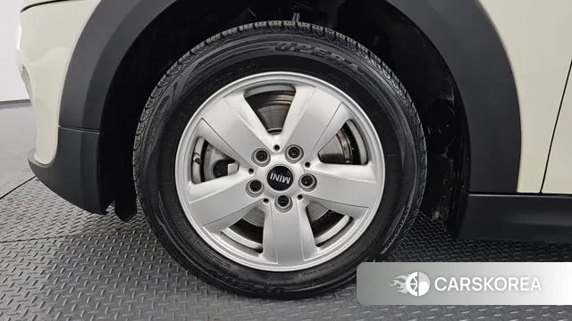 Mini Cooper D id 3531210 из Кореи 15