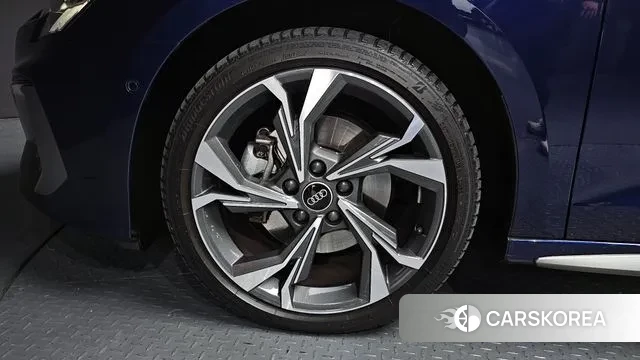 Audi A3 (8Y) id 3770237 из Кореи 15