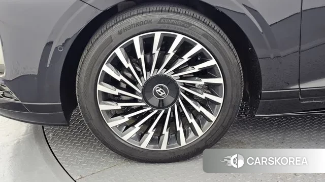 Hyundai Grandeur Hybrid (GN7) id 3502897 из Кореи 15