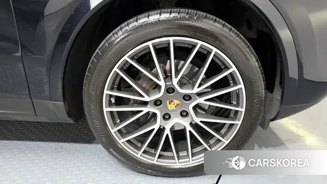 Porsche Cayenne (PO536) id 3765519 из Кореи 15