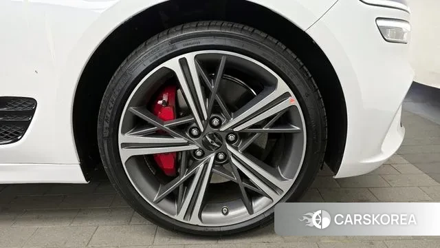 Genesis The New G70 id 3549980 из Кореи 15