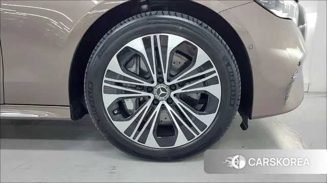 Mercedes-Benz E-Class W214 id 3223065 из Кореи 12