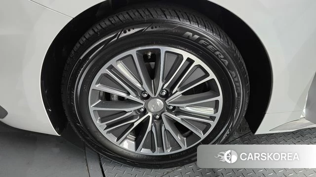 Hyundai Grandeur IG Hybrid id 3834991 из Кореи 15