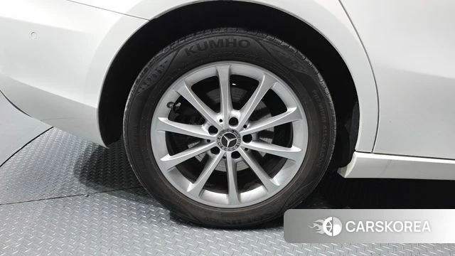 Mercedes-Benz A-Class W177 id 3866584 из Кореи 15