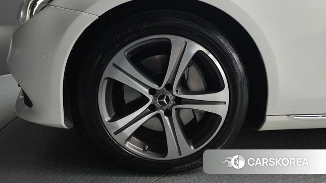 Mercedes-Benz E-Class W213 id 4225387 из Кореи 28