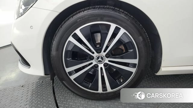 Mercedes-Benz E-Class W213 id 4581010 из Кореи 29