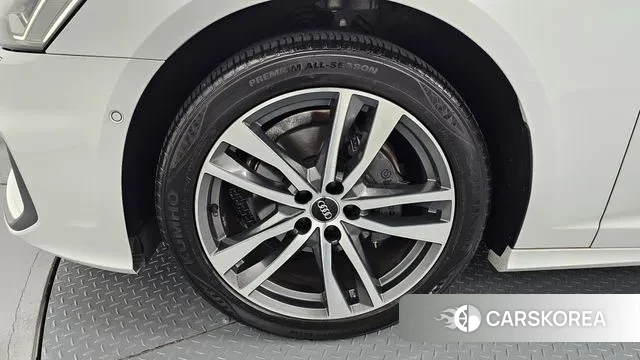 Audi A6 (C8) id 3033240 из Кореи 15