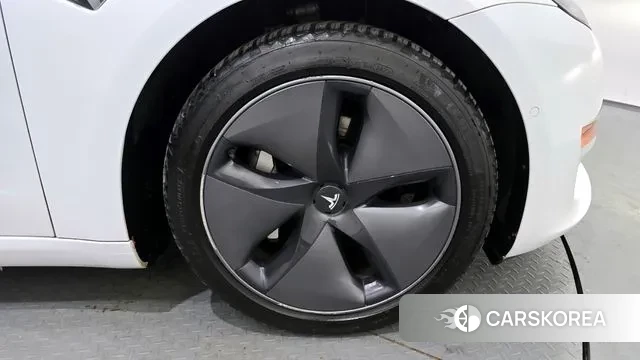 Tesla Model 3 id 3519917 из Кореи 15