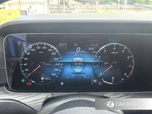 Mercedes-Benz E-class (imported) 2023 Черный из Китая, фото 5