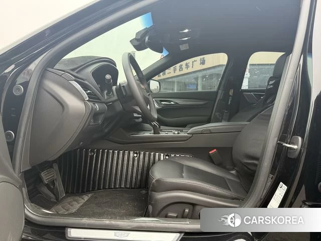 Cadillac CT5 2023 Черный из Китая, фото 5