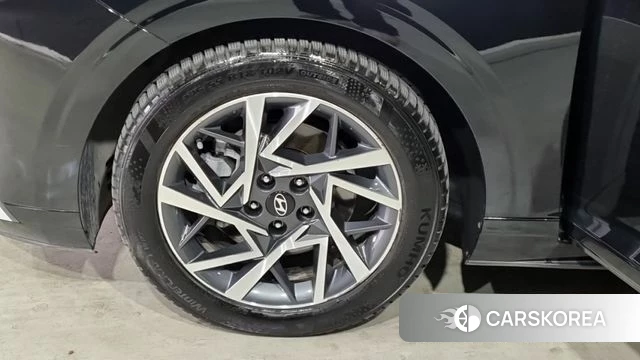 Hyundai Grandeur (GN7) id 4243756 из Кореи 13