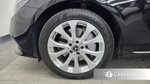 Mercedes-Benz E-Class W213 id 3916796 из Кореи 15