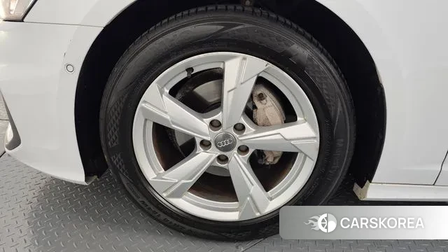 Audi A6 (C8) id 3717982 из Кореи 15