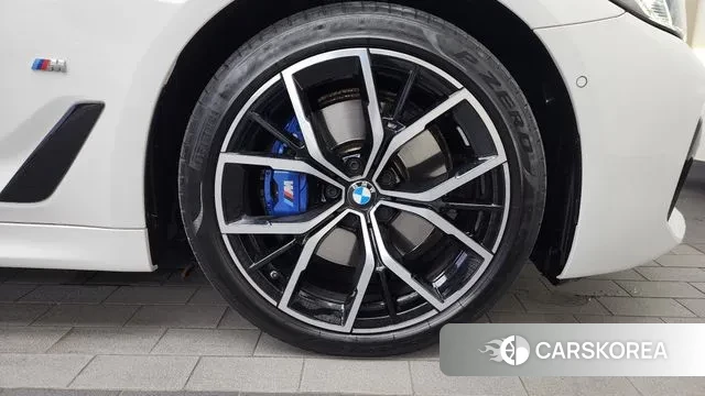 BMW 5 Series (G30) id 3256879 из Кореи 15