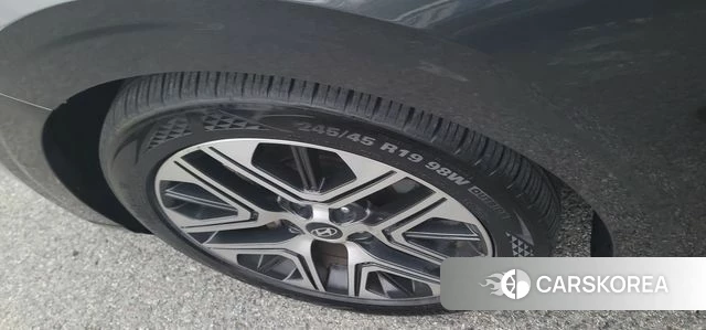 Hyundai Grandeur (GN7) id 4601307 из Кореи 13
