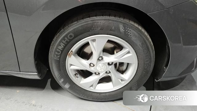 Hyundai Avante (CN7) id 3812761 из Кореи 15