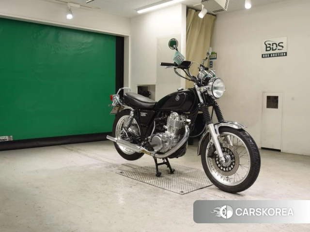 Проданный Yamaha SR 400 2016 из Японии, фото 3