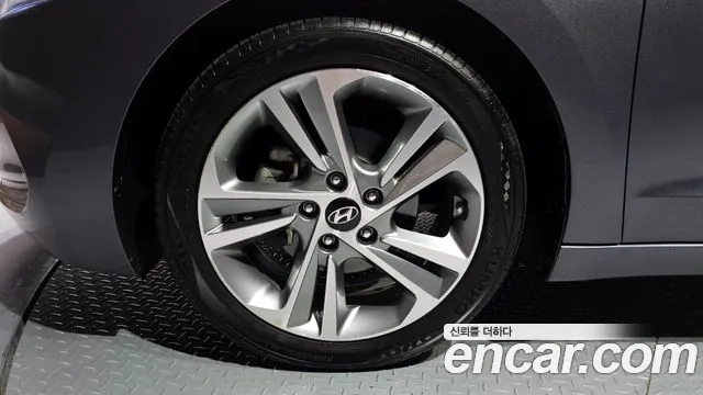 Hyundai Avante AD id 2466703 из Кореи 15