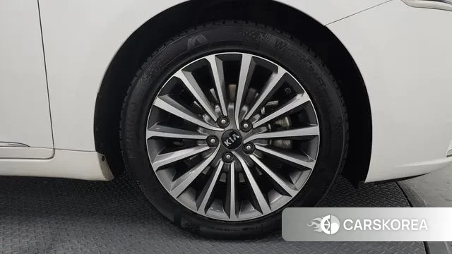 Kia Come New K7 id 3588440 из Кореи 15