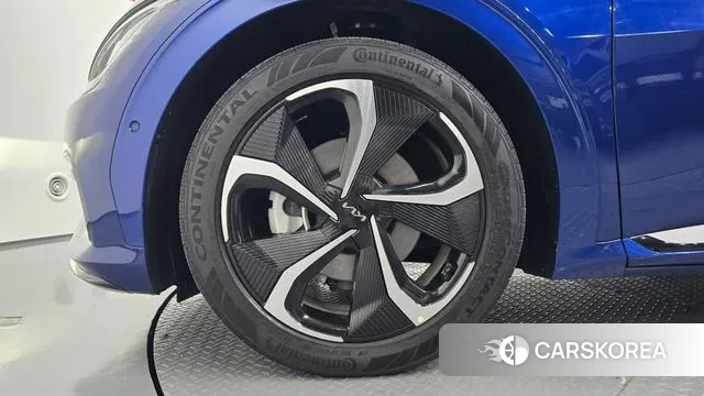 Kia EV6 id 3546014 из Кореи 15