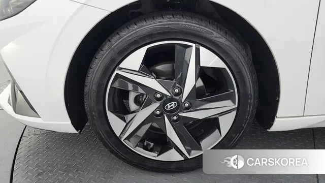 Hyundai Avante (CN7) id 3587896 из Кореи 15