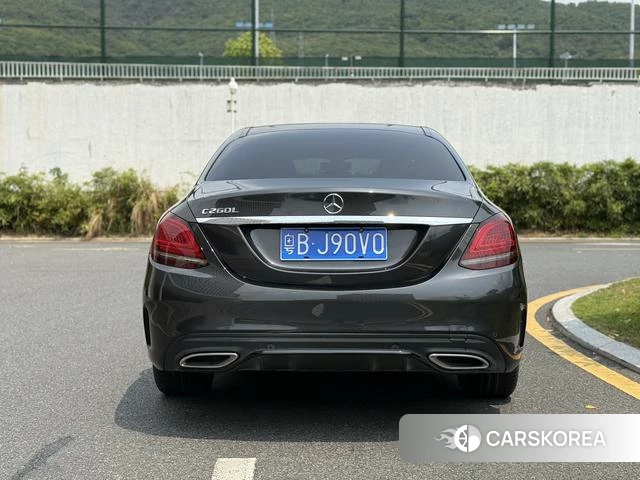 Mercedes-Benz Class C id 4333397 из Китая 10