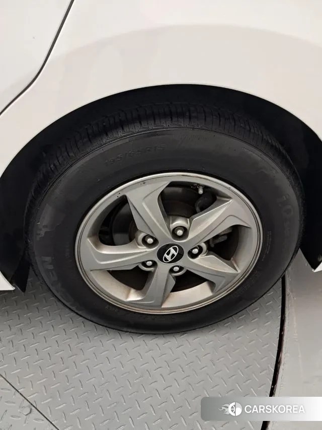 Hyundai Avante AD id 3408304 из Кореи 9