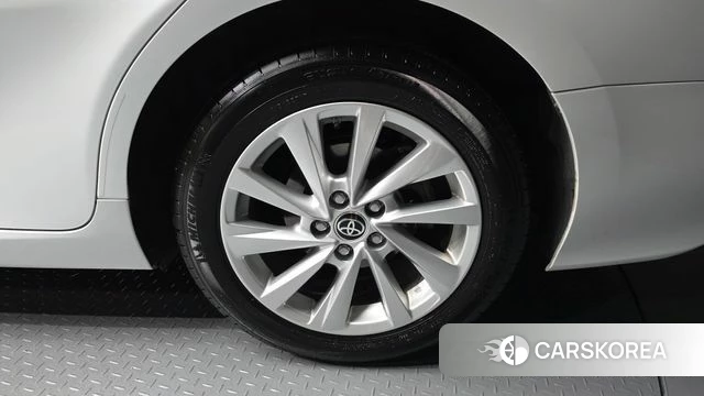 Toyota Camry (XV70) id 4421928 из Кореи 25
