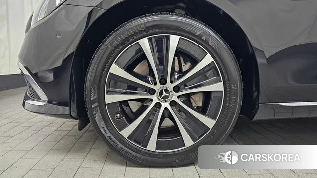 Mercedes-Benz E-Class W213 id 4849075 из Кореи 25