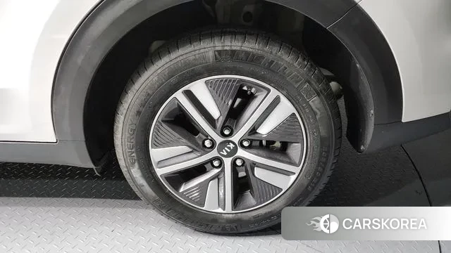 Kia The New Niro id 3522546 из Кореи 15