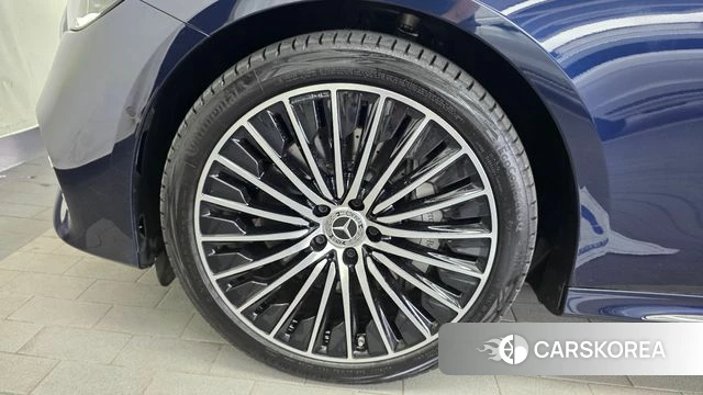 Mercedes-Benz E-Class W214 id 4734878 из Кореи 28