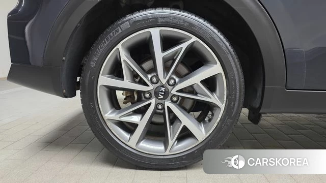 Kia The New Niro id 4836885 из Кореи 26