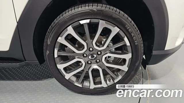 Ssangyong Torres id 2874051 из Кореи 15